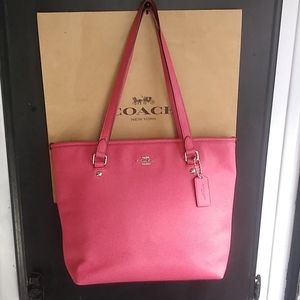 Coach hot pink saffiano leather tote NEW condition